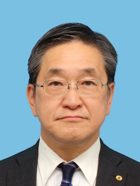 石井　繁雄